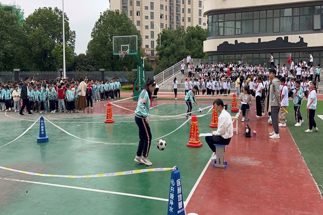 潢川县黄国路小学开展2024年暑期素质教育成果展示系列活动(图3)